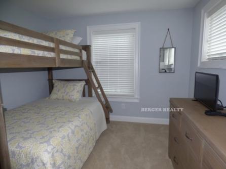 854 St. Charles Place