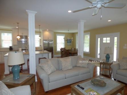 854 St. Charles Place