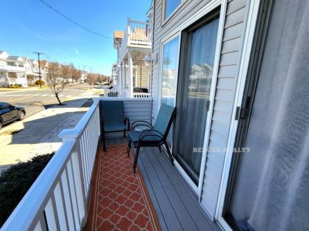309 Asbury Ave