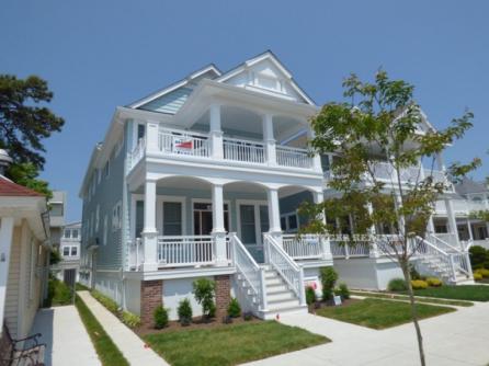 817 E 4th Street