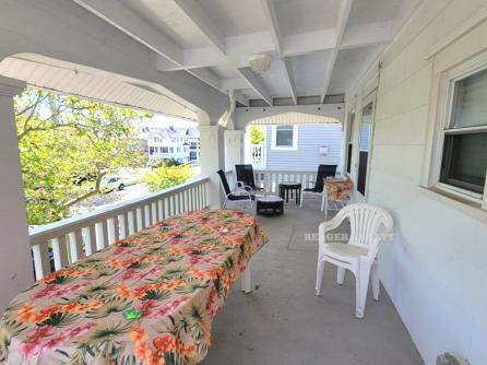 1132 Wesley Ave