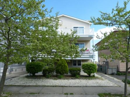 2729 Wesley Ave.