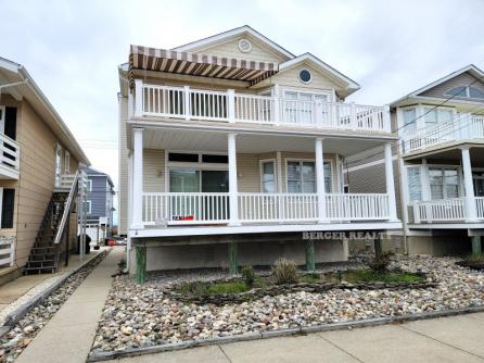 3925 West Ave.