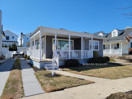 416 W Surf Rd