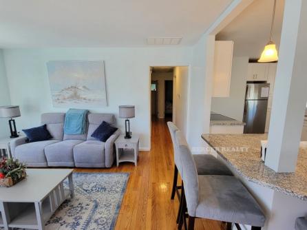 416 W Surf Rd