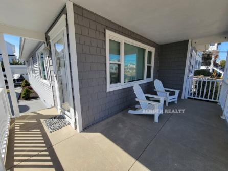 416 W Surf Rd