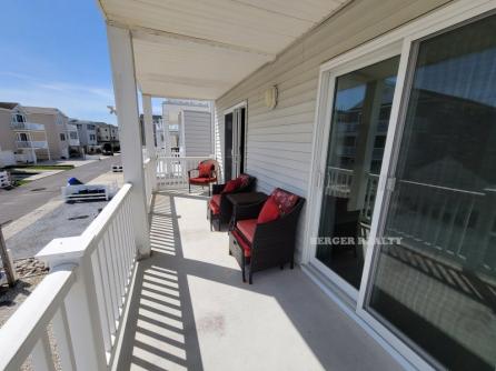 4333 Asbury Ave
