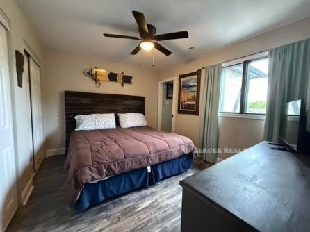 520 Cedarbrook Lane