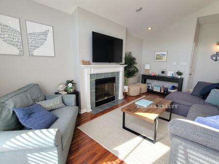 2842 Asbury Ave