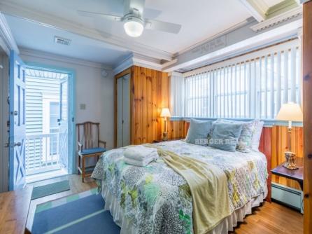829 St. James