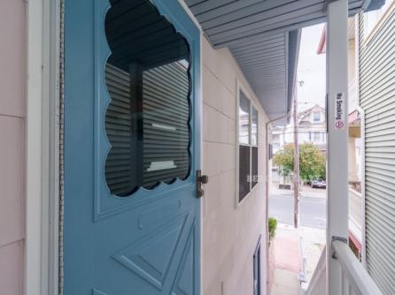 829 St. James