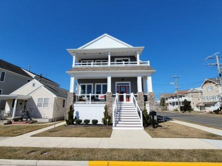 2400 West Ave