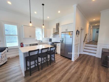 2400 West Ave