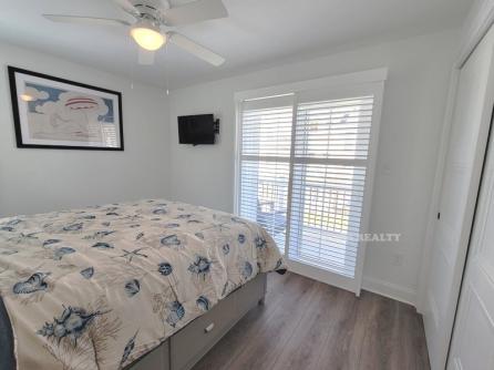 2400 West Ave