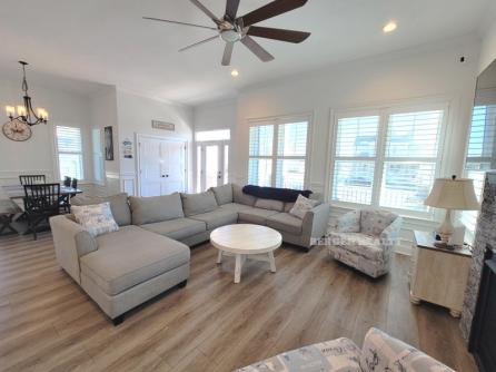 2400 West Ave