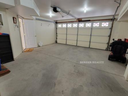 836B E. 6th St