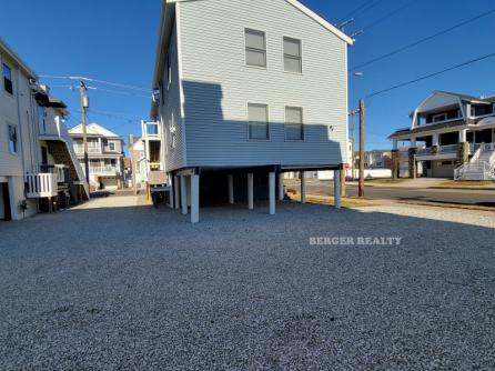 16 E 14th Street