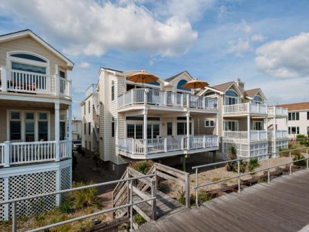 1810 Boardwalk