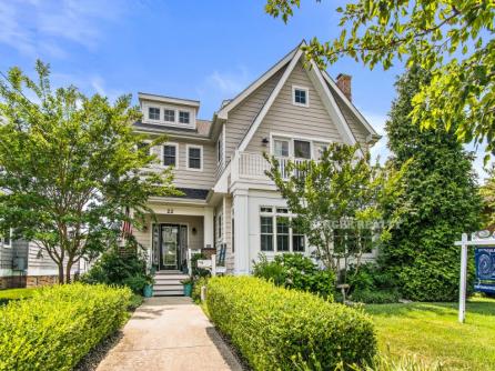 22 Spruce Road
