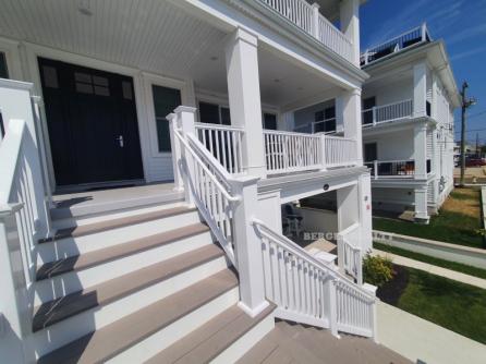 824 Atlantic Ave