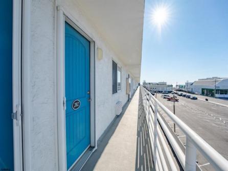 831 Atlantic Ave
