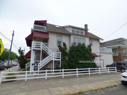 600 1st Street