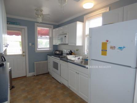 600 1st Street
