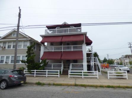600 1st Street