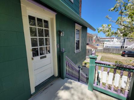 816 Wesley Ave.