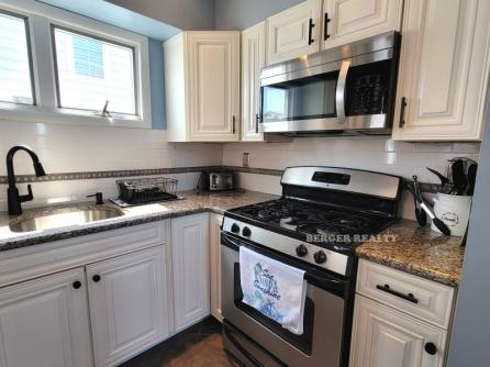 800 Pennlyn Place
