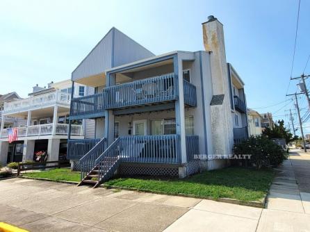 800 Pennlyn Place