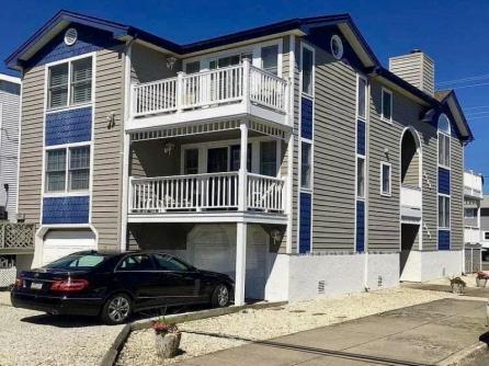 2701 West Ave.