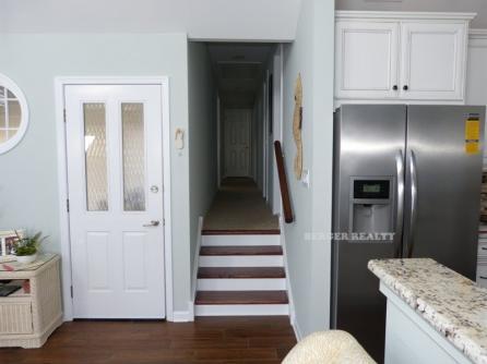 2703 West Ave.