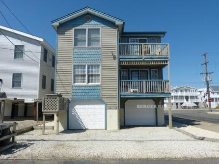 2703 West Ave.