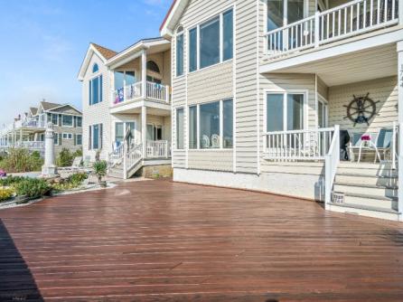 1744 Boardwalk