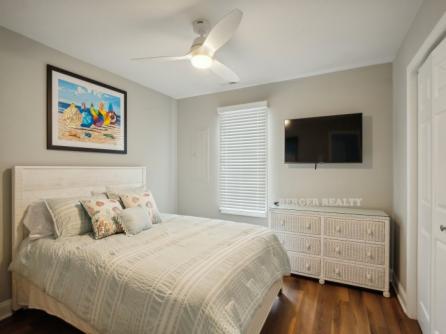 606 St. Albans