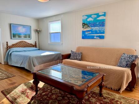 148 Bay Road