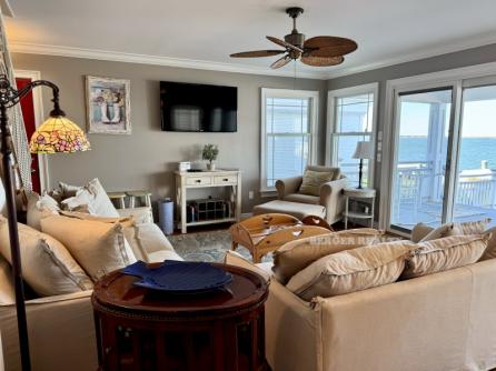 148 Bay Road