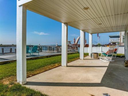 2020 Glenwood Drive