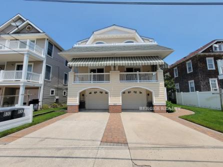 830 St Charles Place