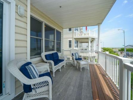 1704 Boardwalk