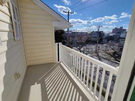 1346 Wesley Ave