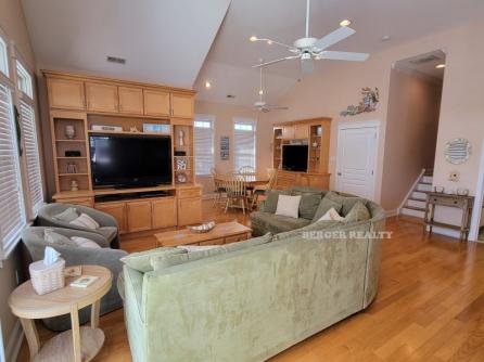 1346 Wesley Ave