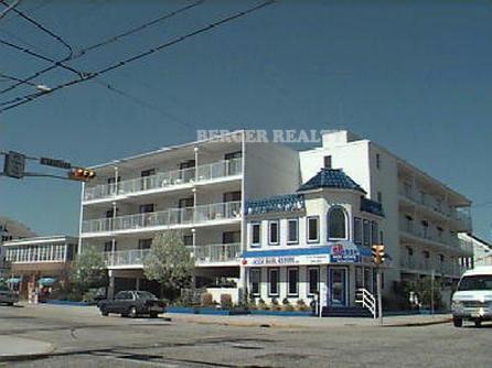 900 Ocean Avenue