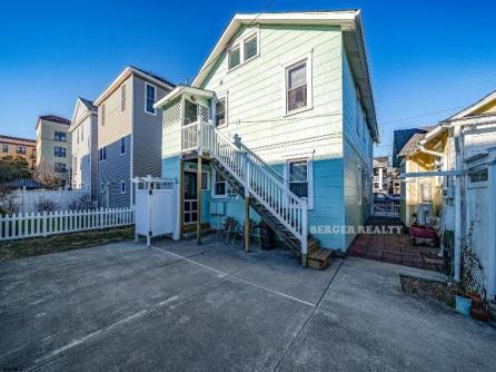 708 3rd St.