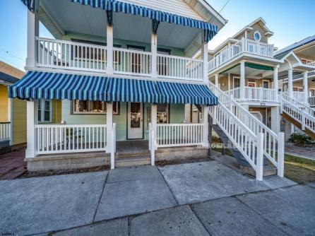708 3rd St.