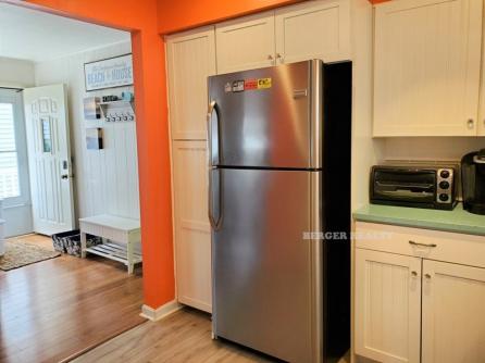 609 E 16th Street