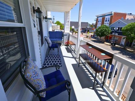 714 Asbury Ave