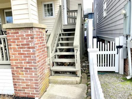 711 2nd Street