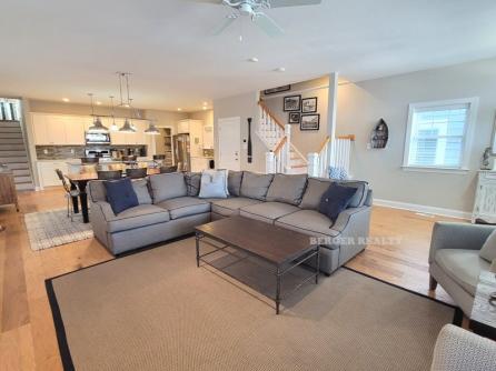 1506 Wesley Ave